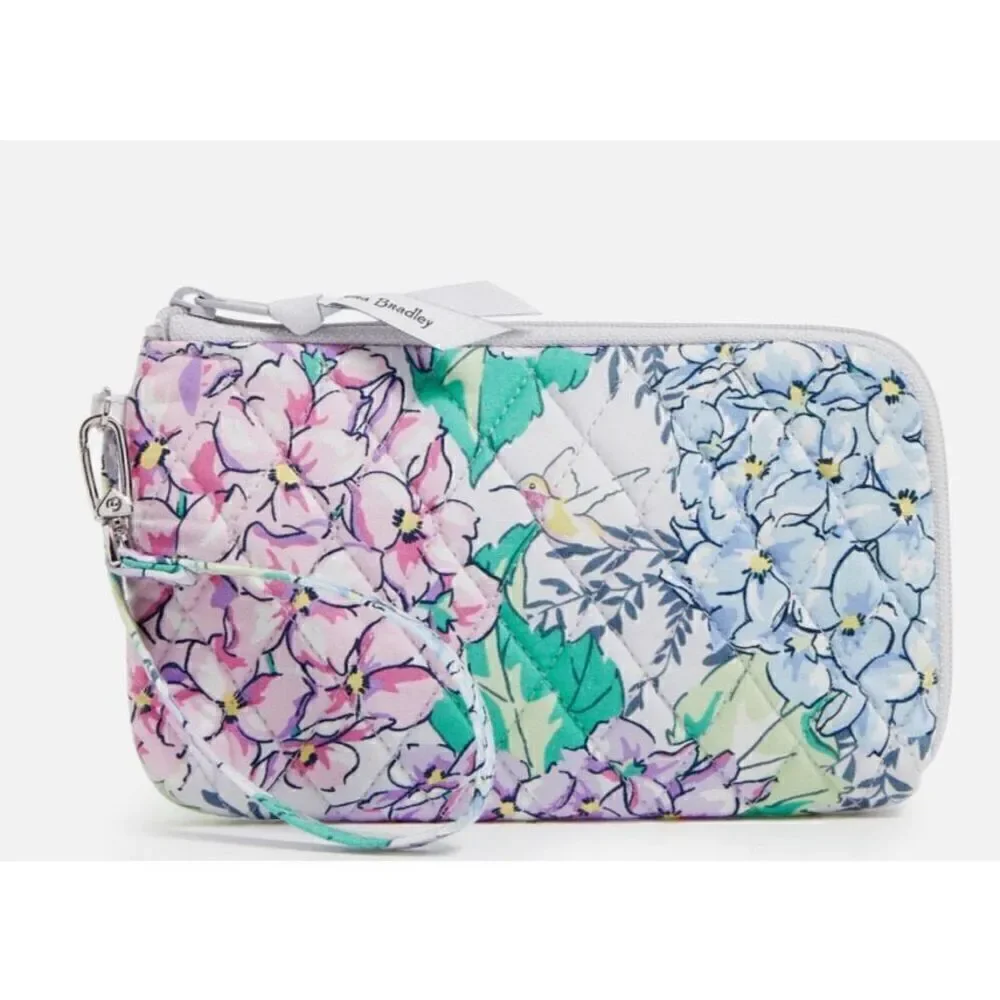 VERA BRADLEY RFID SLIM WRISTLET in Signature Cotton - HAPPY HYDRANGEAS